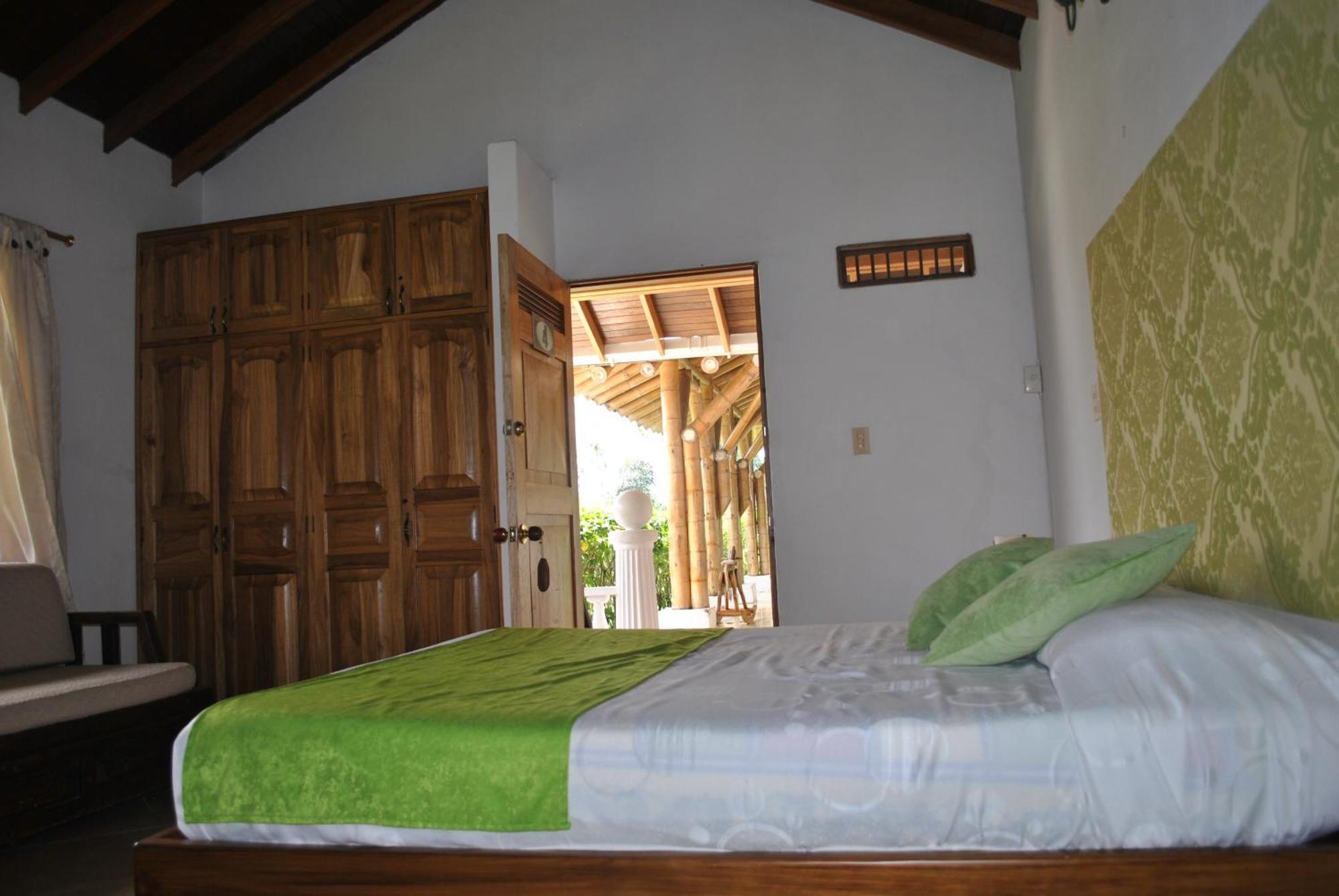 Hotel La Coqueta มอนเตเนโกร ภายนอก รูปภาพ